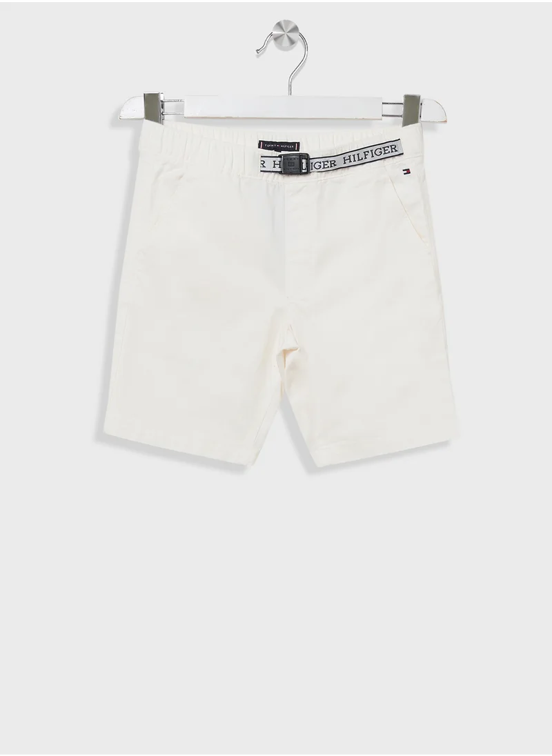 تومي هيلفيغر TAPE REGULAR CHINO SHORT