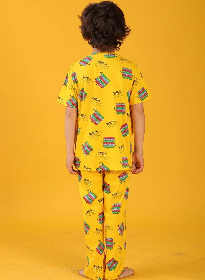 انثريلو طقم بيجامة وتيشيرت بطبعة أنثرلو بالكامل