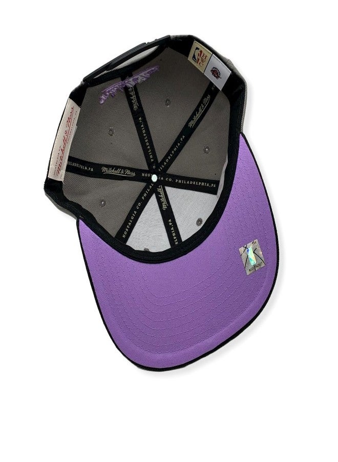 Mitchell & Ness NBA® Retro Bolt Deadstock Snapback HWC Raptors Purple One Size - Image 5