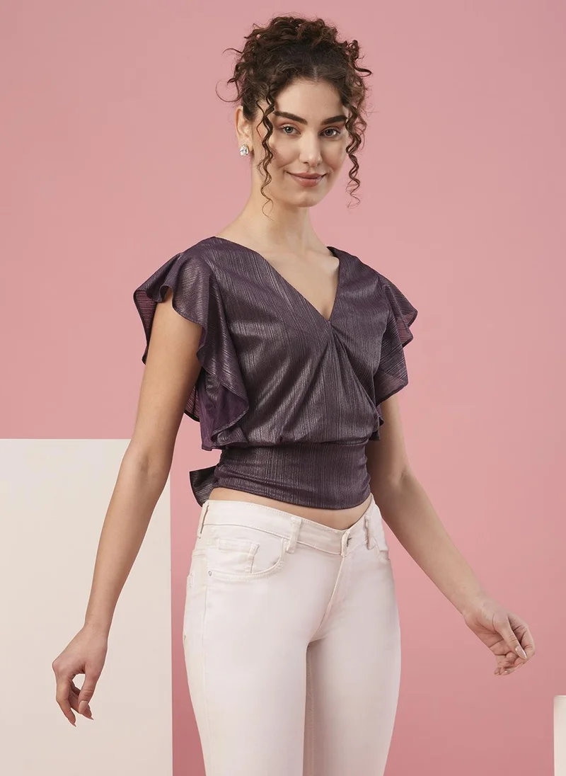 جلو باص بلوزة قصيرة نسائية بنفسجية بأكمام فراشة ورباط