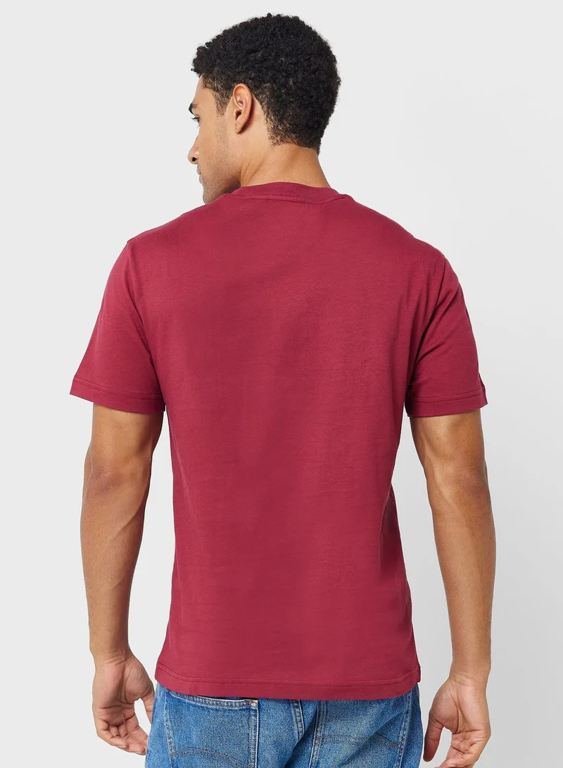 CALVIN KLEIN Logo Crew Neck T-Shirt