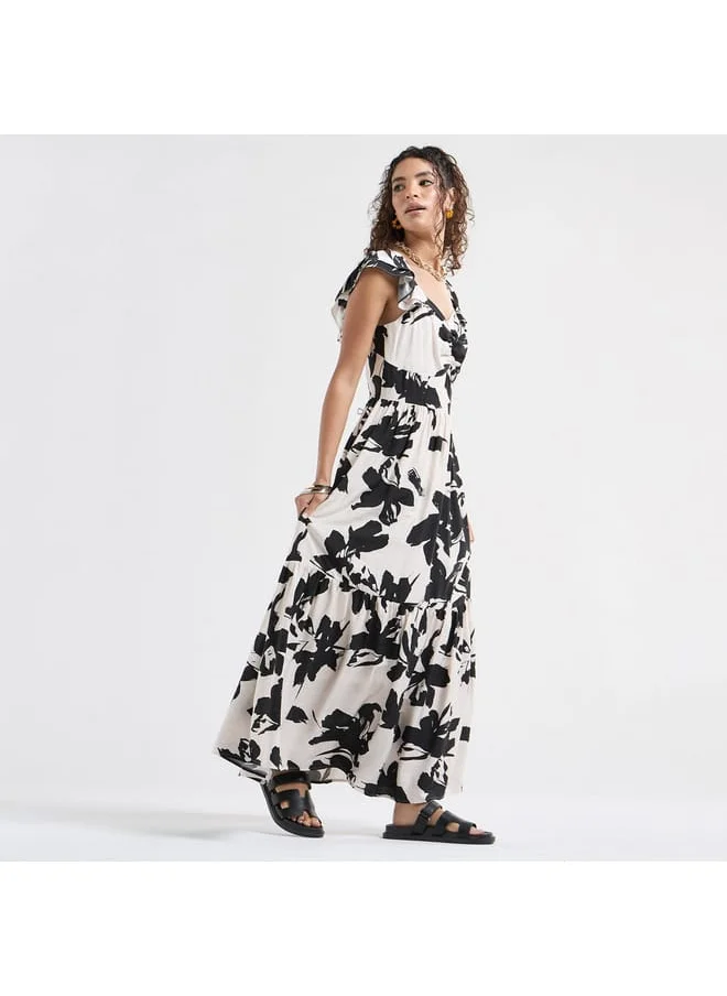 FAV Printed Maxi Dress with Sweetheart Neck and Ruffle Sleeves