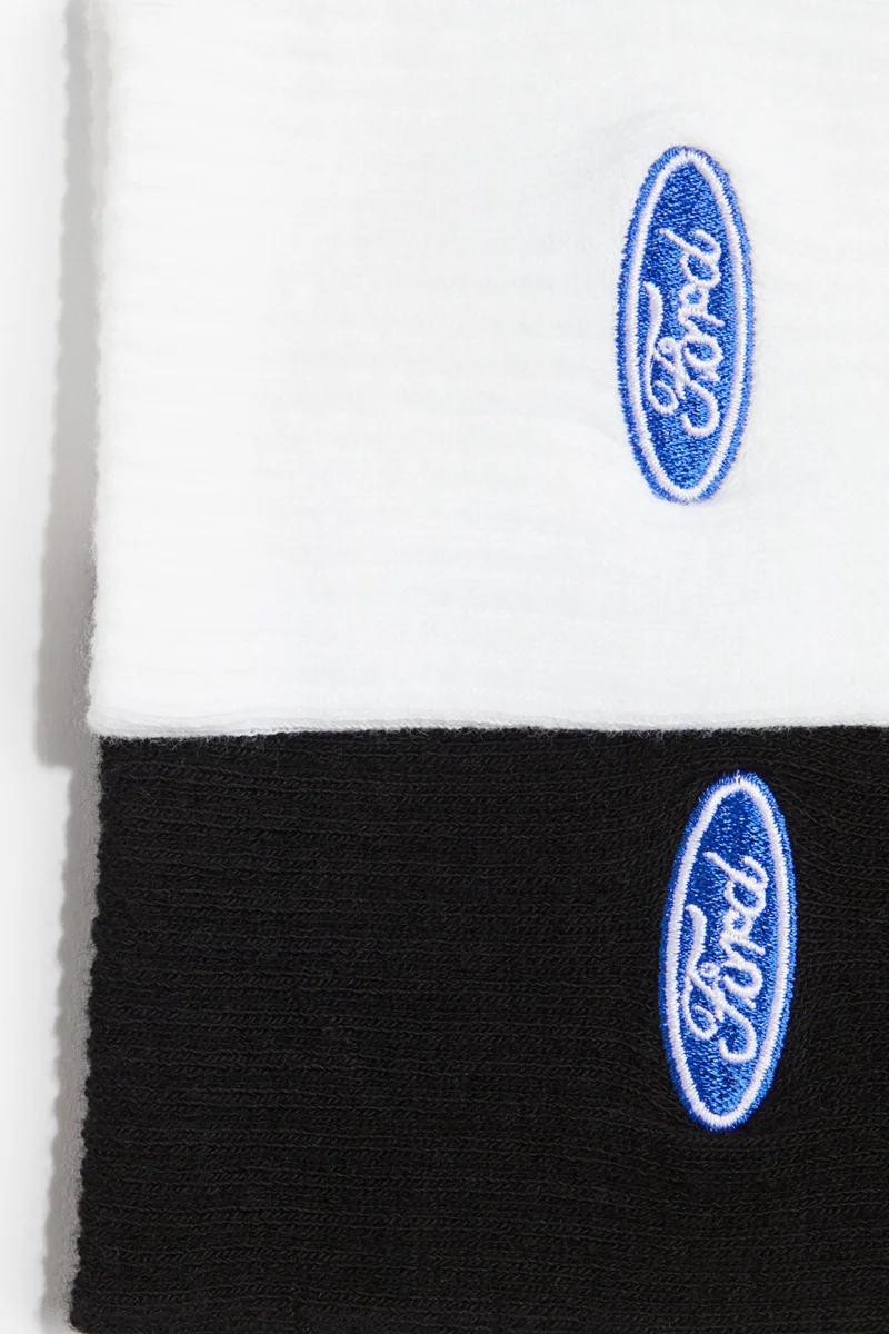 اتش اند ام جوارب - عبوة من قطعتين