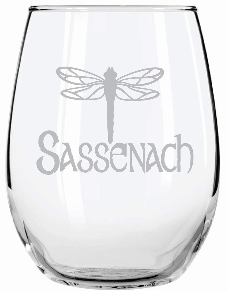 Sassenach Dragonfly Gaelic Scottish Glass  Outlander Highlander Fans with Dragonfly  Perfect for women and men that Identify with Irish Scottish Celtic or Gaelic Heritage or Just Enjoys the Series
