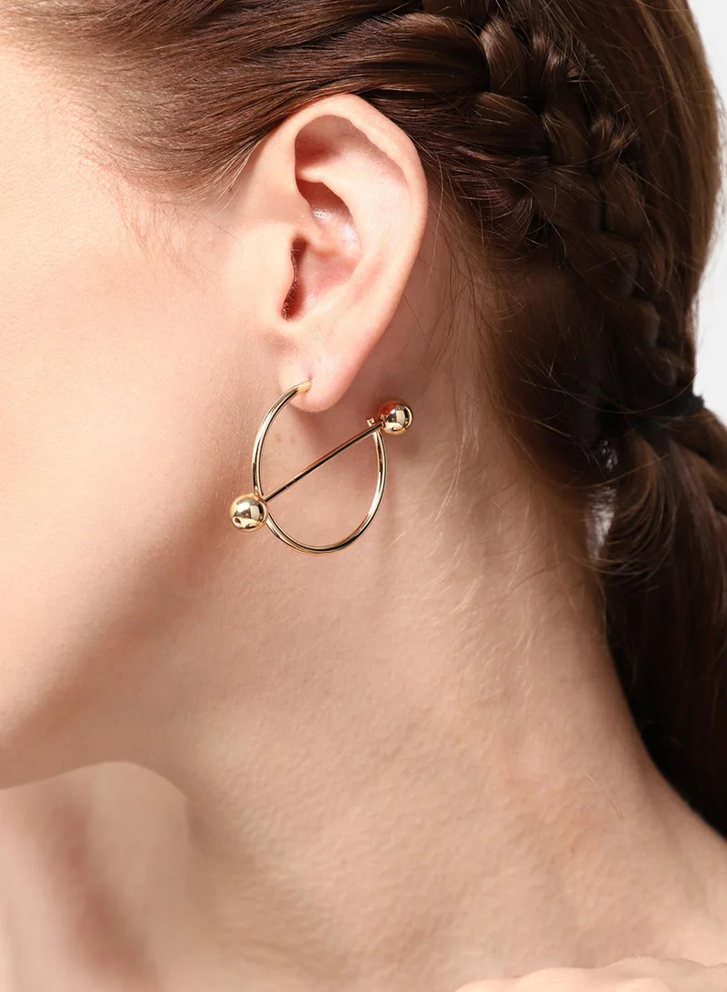 سوهي حلق مطلي بالذهب مصمم للحفلات