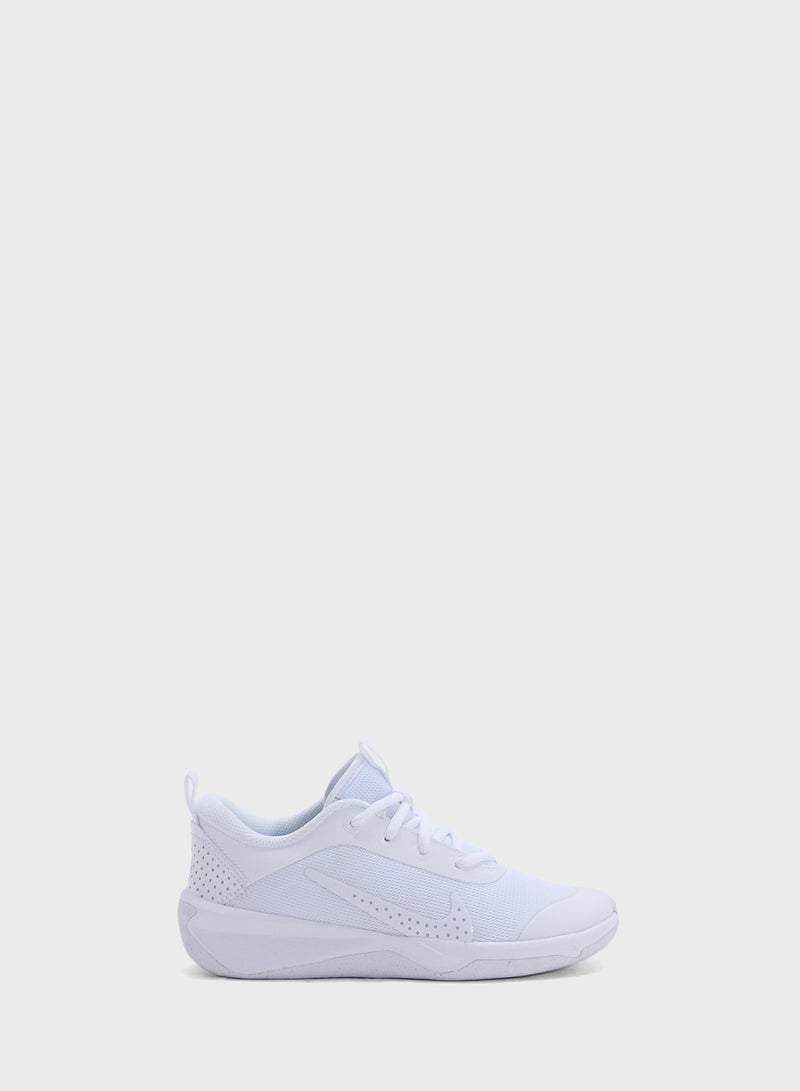 Nike Kids Omni Multi-Court Gs  - Image 1