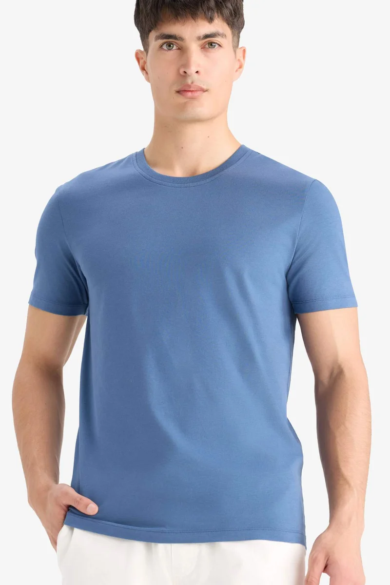 ديفاكتو Slim Fit Crew Neck Short Sleeve T-Shirt