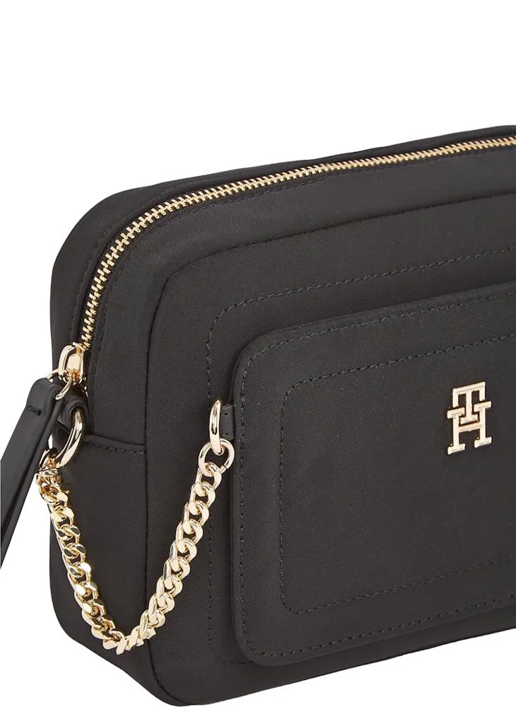 تومي هيلفيغر Logo Detail Zip Over Crossbody