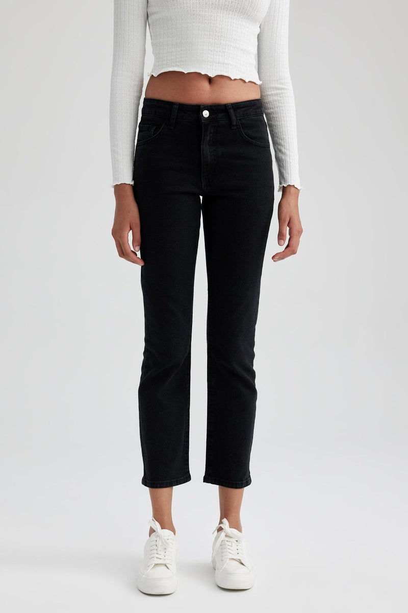DeFacto Woman Slim Fit Ankle Length Jeans  - Image 1