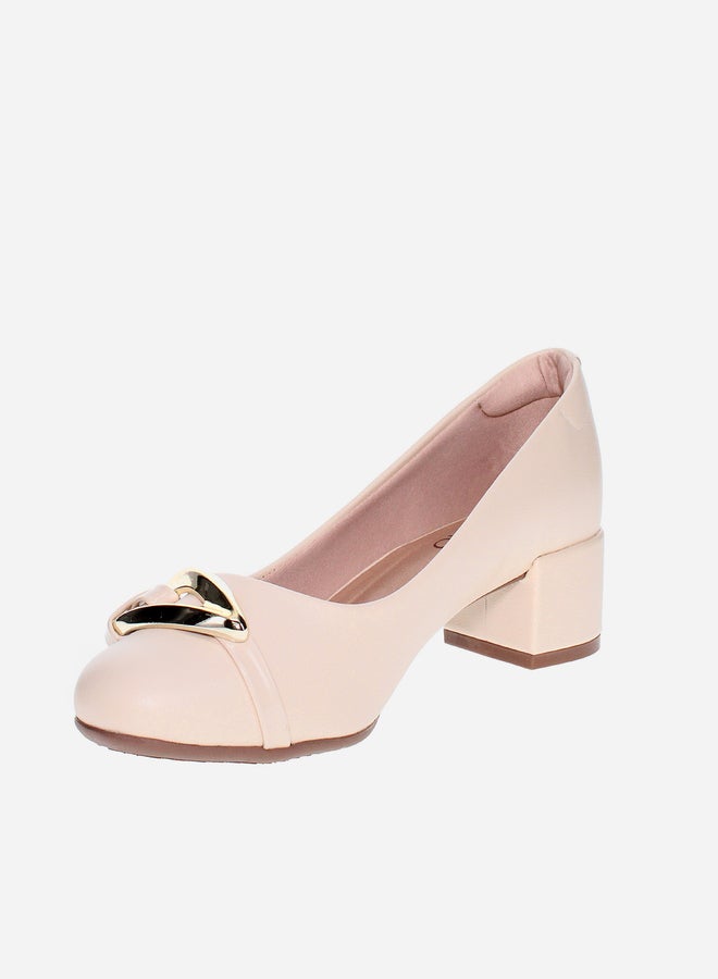 Beira Rio Solid Block Heel Shoes with Buckle Detail - Image 2