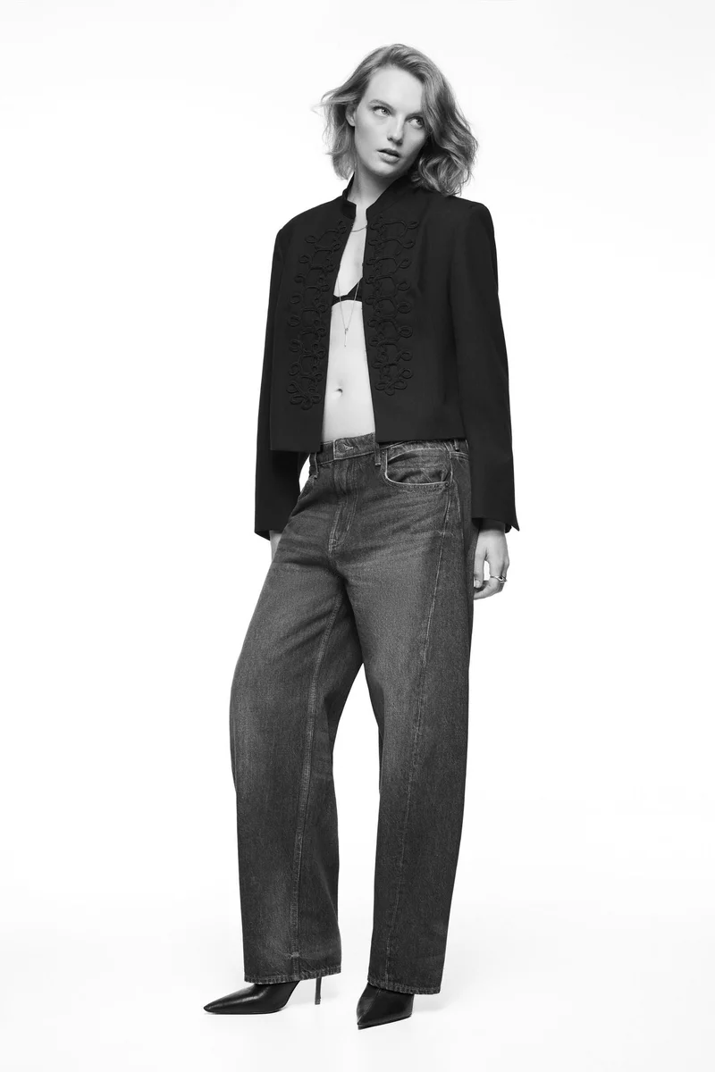 Barrel Regular Waist Jeans