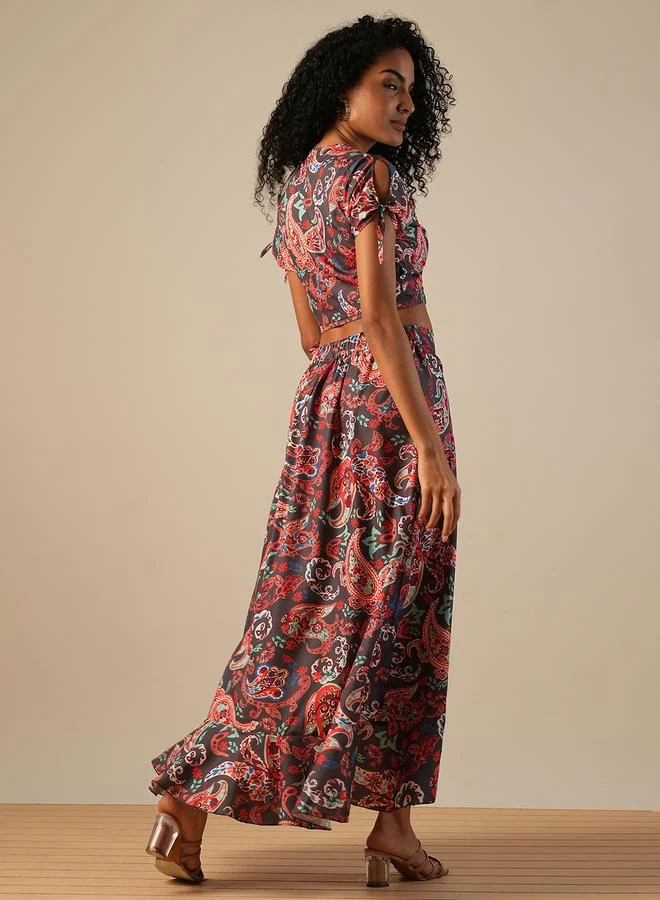 globus Globus Paisley Print Crop Top and Ruffled Maxi Skirt Co-Ords