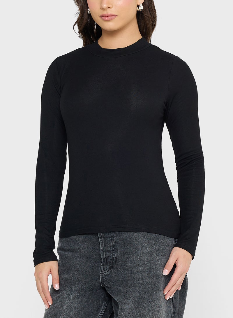 قطعتان بلوزة بأكمام طويلة ورقبة عالية