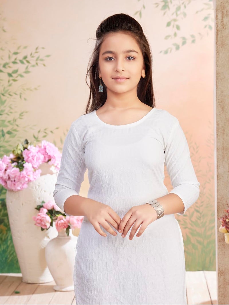 aarikka Aarika Girls Casual Wear White Colour Solid Cotton Blend Kurti-(8-15 Years)-(KURTI-TR-K-1066-WHITE-40) - Image 5
