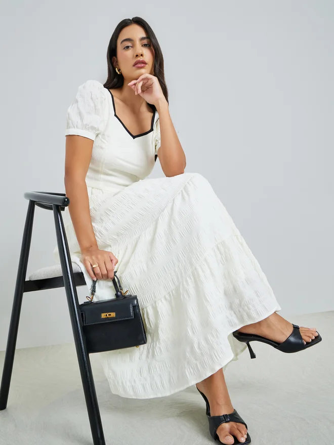 Styli Cream Textured Sweetheart Neck Maxi Dress