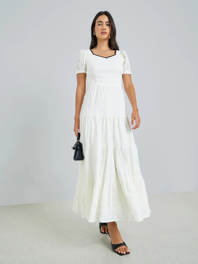 ستايلي Styli Cream Textured Sweetheart Neck Maxi Dress