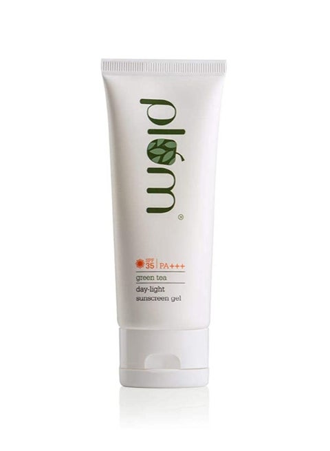 Green Tea Daylight Sunscreen Gel SPF For Oily Acne Prone Skin Green Tea Extracts Effective Sun Block Protection Light Weight Gel Cream Texture Daily Use for Dry Normal Sensitive Skin SPF 35 50ml