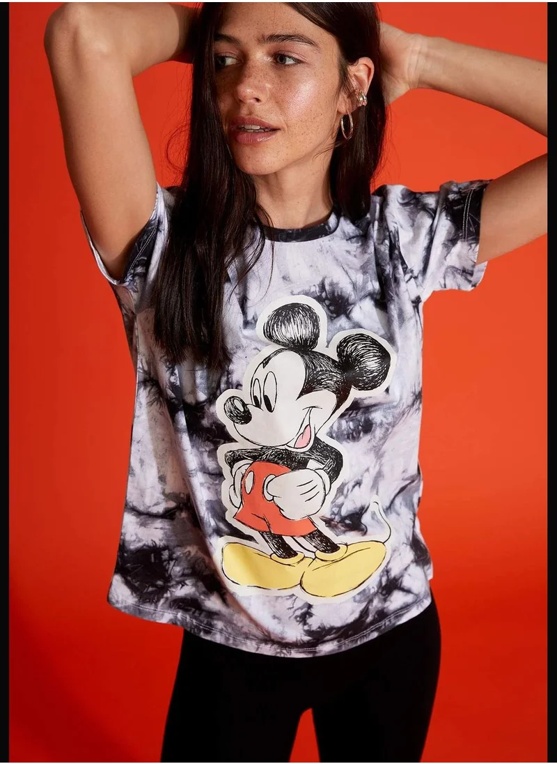 DeFacto Mickey Mouse Licenced Woman Knitted Regular Fit Crew Neck Short Sleeve T-Shirt