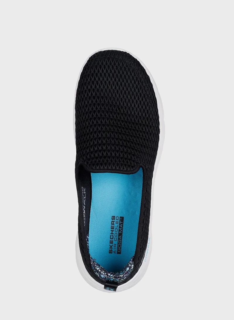 SKECHERS Go Walk Flex
