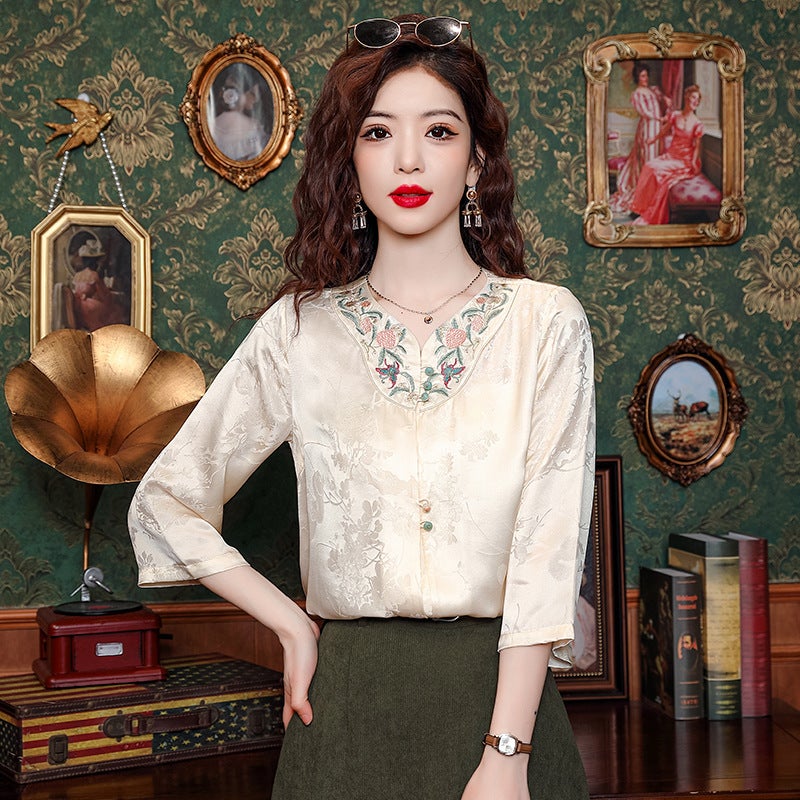 New Chinese Style Silk Jacquard Shirt Womens Spring and Summer 2024 New Vintage National Fashion Embroidered New Chinese Style Top Apricot