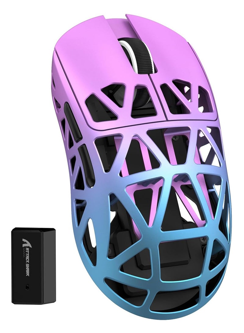 هجوم القرش ماوس ألعاب R2 خفيف الوزن للغاية 48 جرام، مصنوع من سبيكة المغنيسيوم بتصميم معدني CNC أنيق، مستشعر PixArt بدقة تصل إلى 42000 نقطة في البوصة واستجابة لاسلكية 8000 هرتز، يدعم 3 أوضاع اتصال (سلكي من النوع C، بلوتوث، 2.4 جيجا)، تحكم فائق السرعة ودقة حركة مثالية، برنامج تحكم سحابي بدون تحميل لتخصيص الأزرار والماكرو، تصميم مريح مناسب للألعاب والتصميم والعمل - أرجواني وأزرق - Image 1