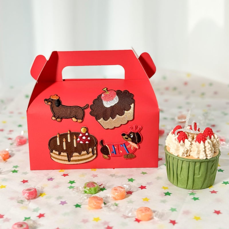 UnicoPak 30 Pack Red Party Favor Bag Boxes, Gable Gift Boxes for Treats Goodies Candies Cookies, Ideal for Red Party Favors, Theme Birthday Party, Valentine's Day, 6.5x3.5x3.5 Inches - Image 3
