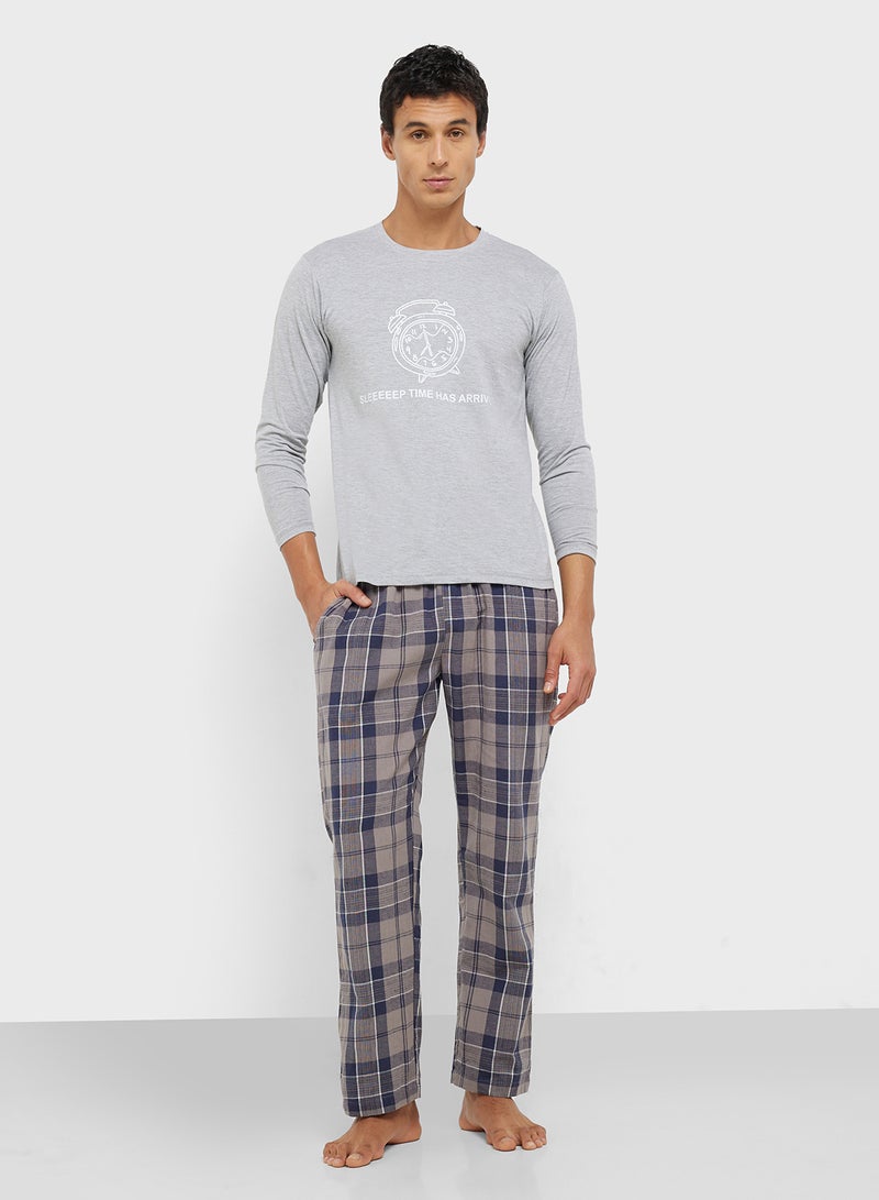 Seventy Five Nightwear T-Shirt & Pants Set  - Image 5