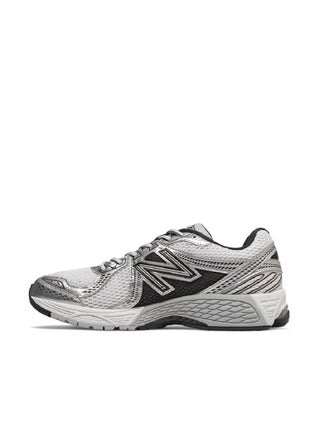 860 Casual Colorblock Sneakers Sliver/Gray/Black - pzsku/Z9680977CAEB3F2D95BF5Z/45/_/1715243057/be81474e-7e82-4aeb-8fc7-98d6be927a70
