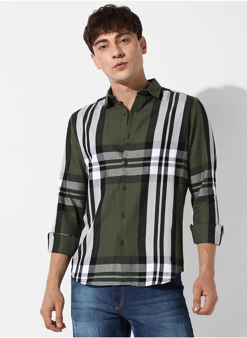 كامبوس سوترا Campus Sutra Men's Tartan Plaid Dark Green Button Up Regular Fit Shirt For Casual Wear | Cotton Spread Collar Shirt Crafted With Regular Sleeve & Comfort Fit For Everyday Wear