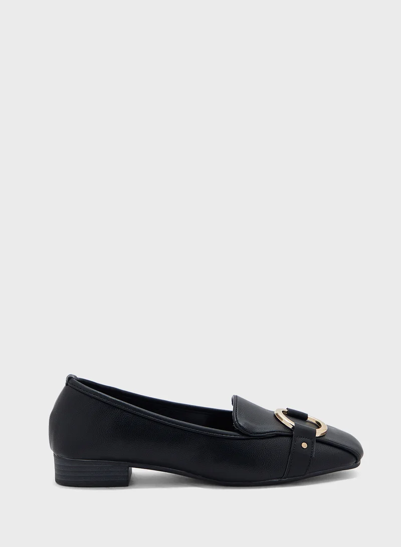 ELLA Square Toe Flat Shoe