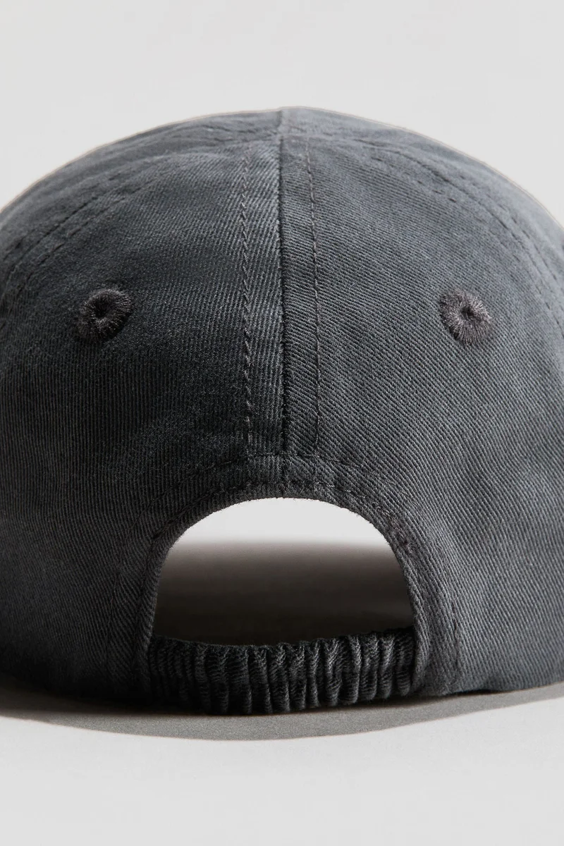 اتش اند ام قبعة من القطن