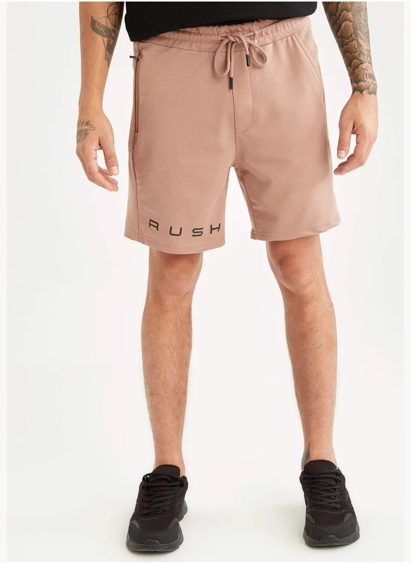 ديفاكتو Slim Fit Text Print Sports Short