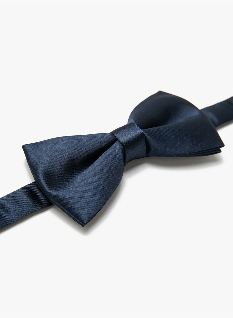كوتون Bowtie