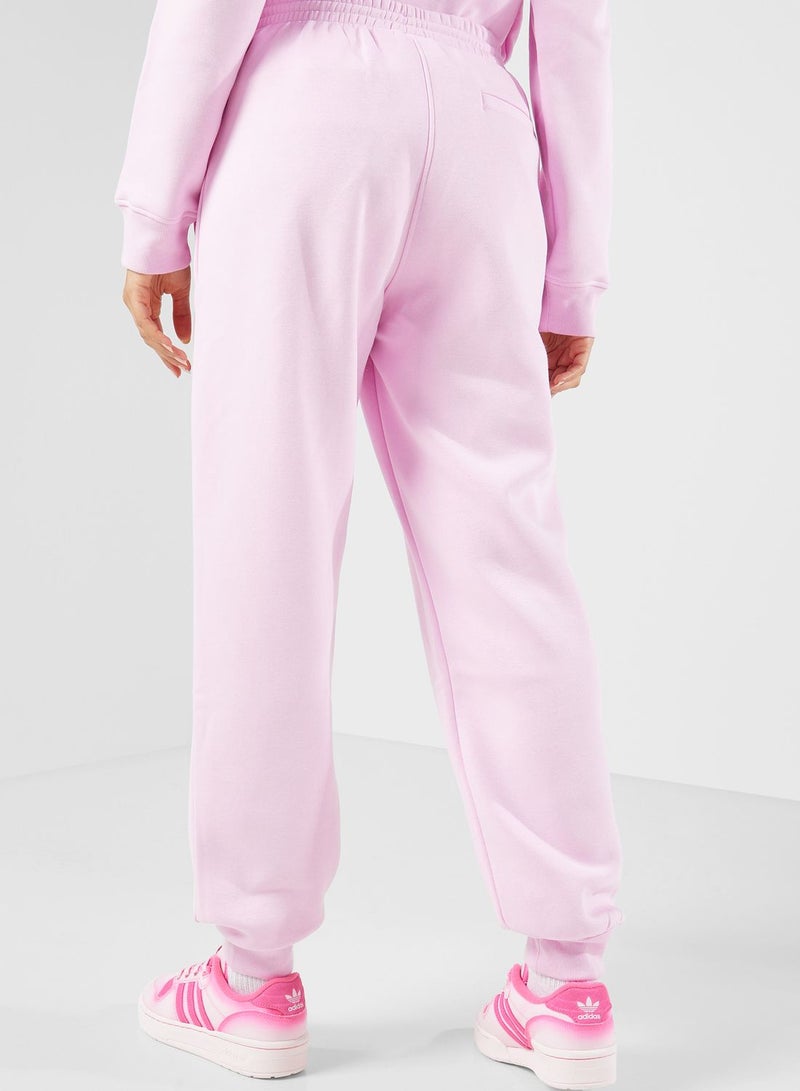 adidas Originals Essential Logo Joggers - Image 2