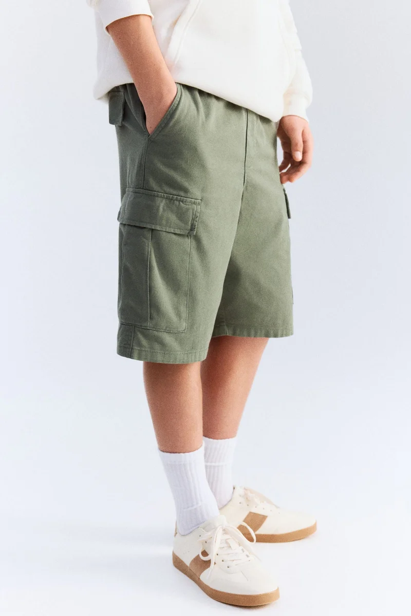 اتش اند ام Cargo twill shorts