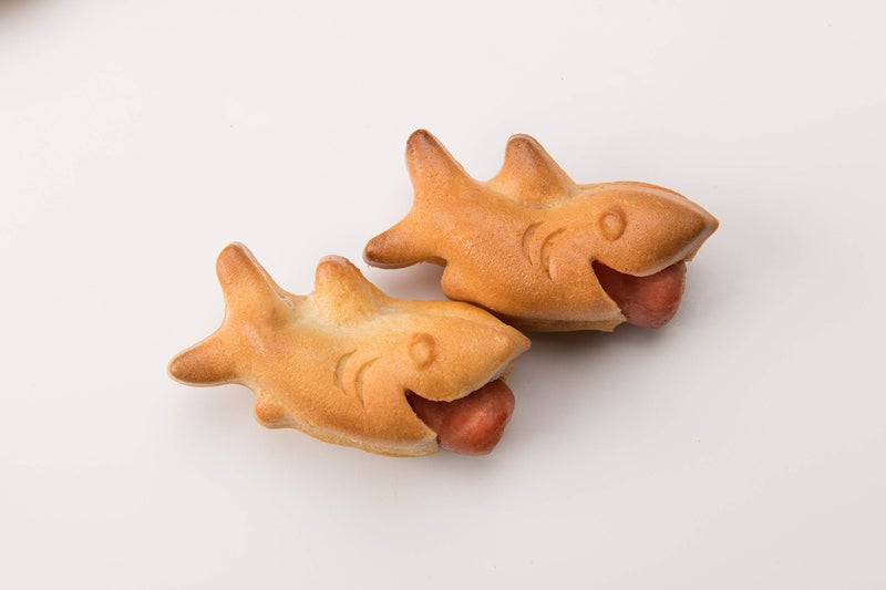 MOBi The Original - Sharkbites - â€œPigs in a Blanketâ€ Snack with a Twist - Image 2