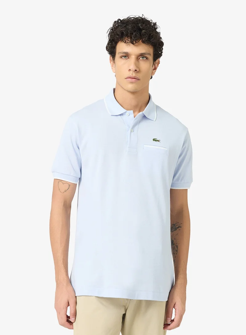 لاكوست بولو بيكيه بقصة كلاسيكية وتفاصيل جيب