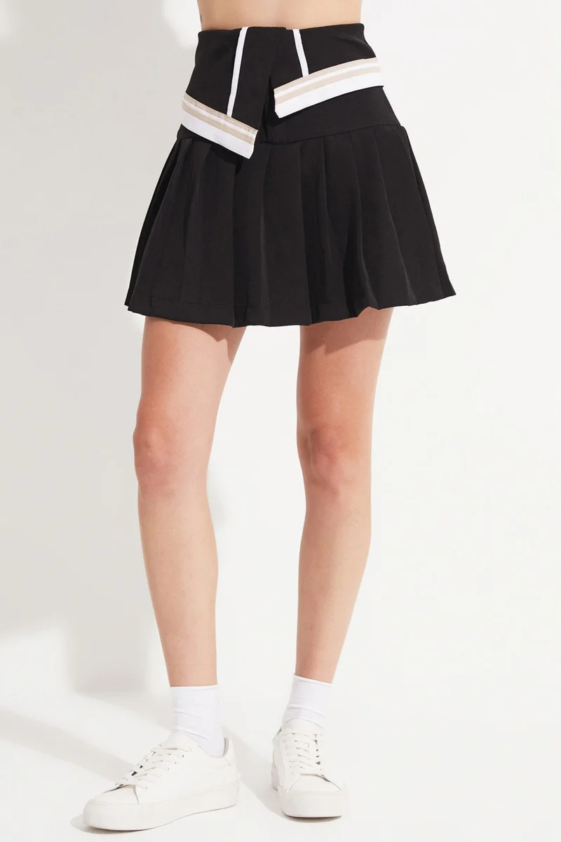 جون Women's Waist Detail Pleated Mini Skirt