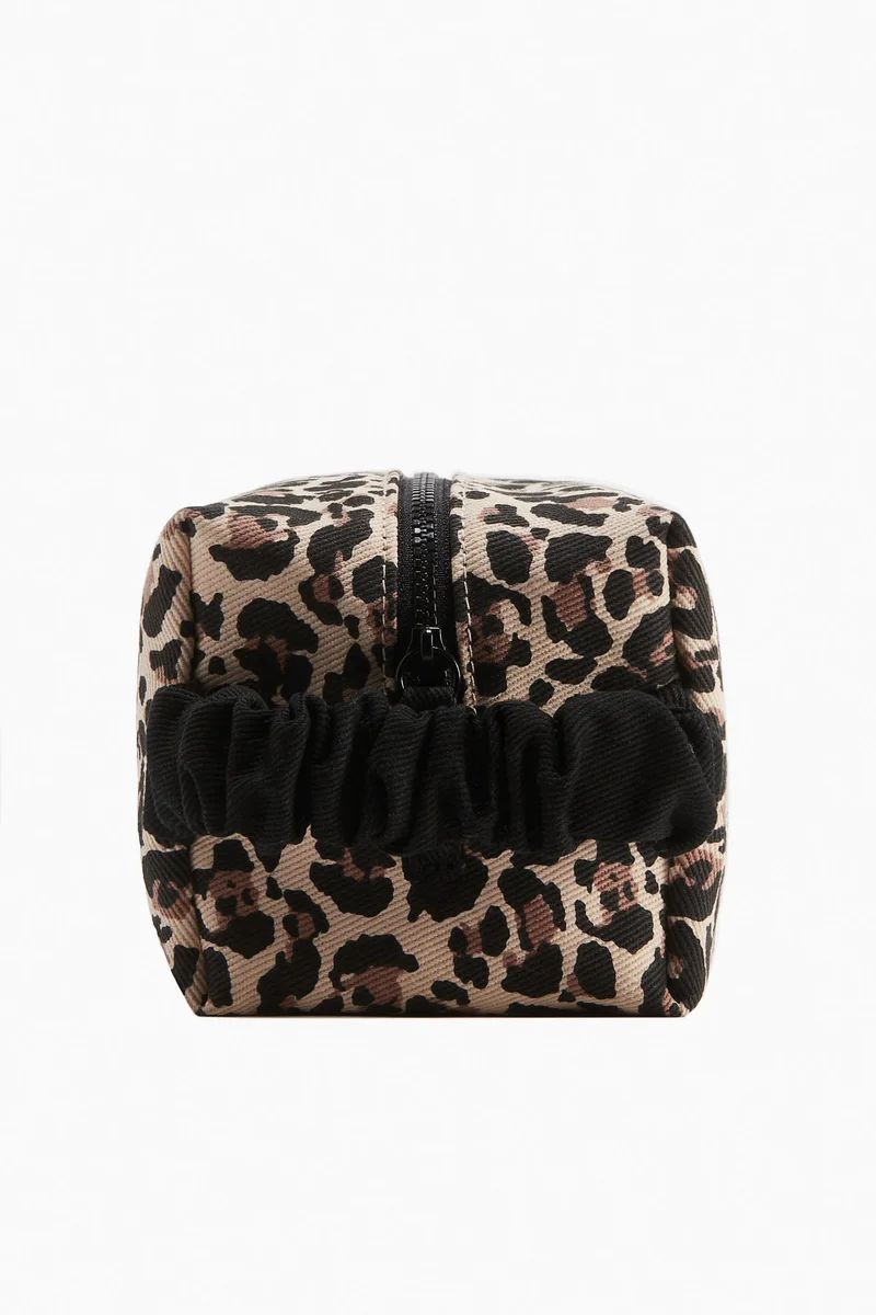 H&M Boxy make-up bag
