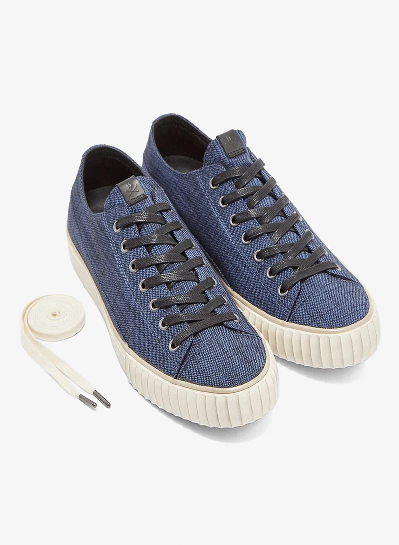 جون فارفاتوس سنيكرز بلونين ممزوجين