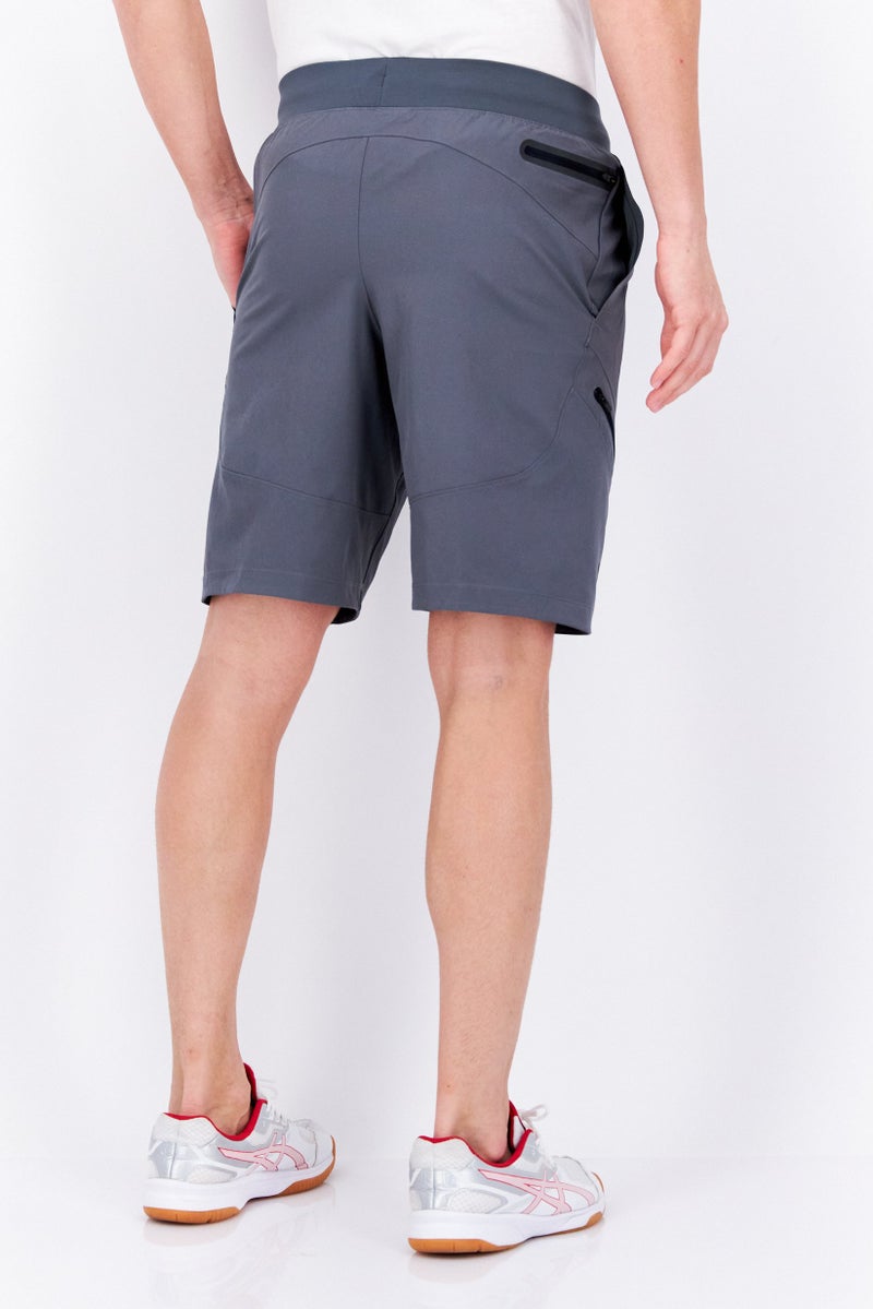 UNDER ARMOUR Men Fitted Cargo Shorts, Grey  - Image 3