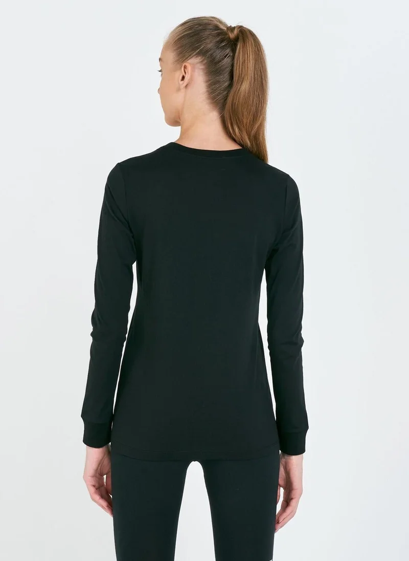 Nike Women's Essential Icon Futura Long Sleeves T-Shirt