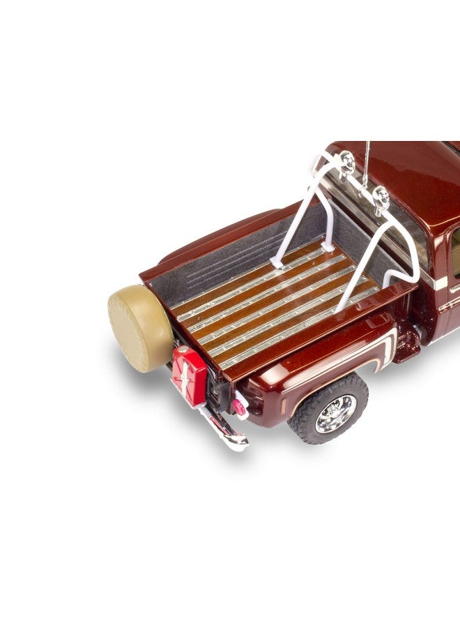 Revell Level 4 Model Kit 1976 Chevrolet Sports Stepside 4x4 Pickup Truck 1/24 Scale Model by Revell - Image 5