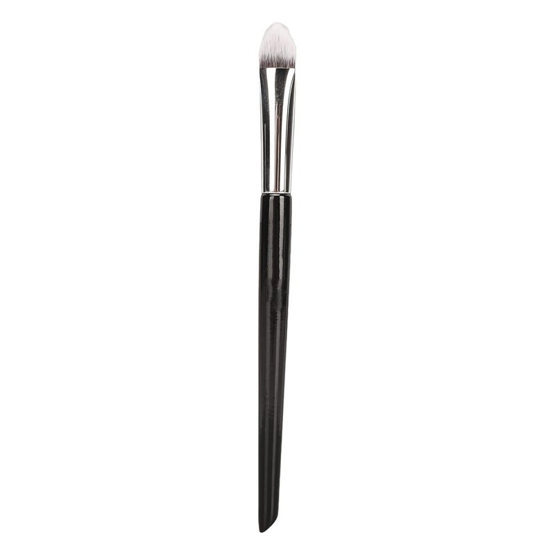 Triangular Head Concealer Brush Under Eye, Professional Small Portable Soft Hair Makeup Highlighter Brush for Women Apply Concealer Multiple Use Soft Hair - Image 1