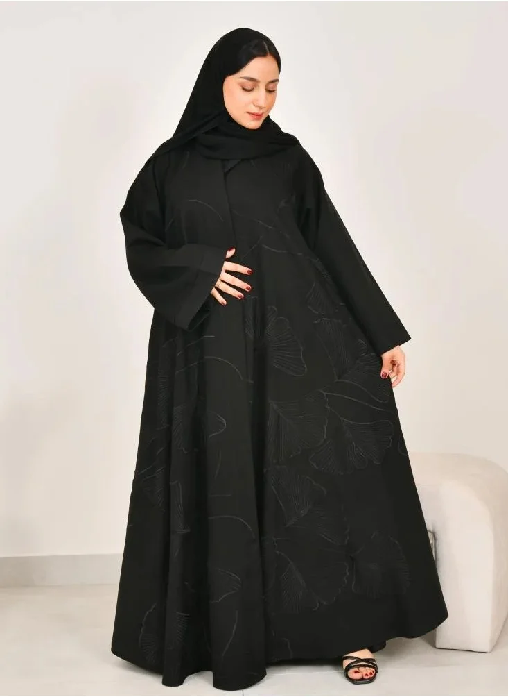 lamha abaya Black abaya, double-layered, with prominent black embroidery all over the abaya