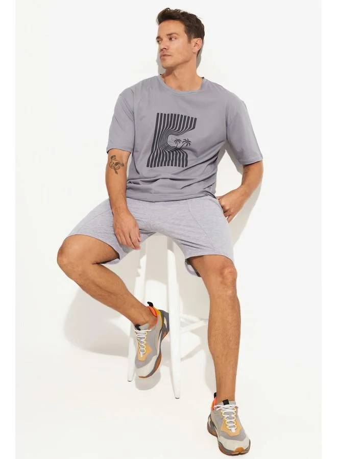 JUNE June Men Oversize Printed Crew Neck Tshirt Grey