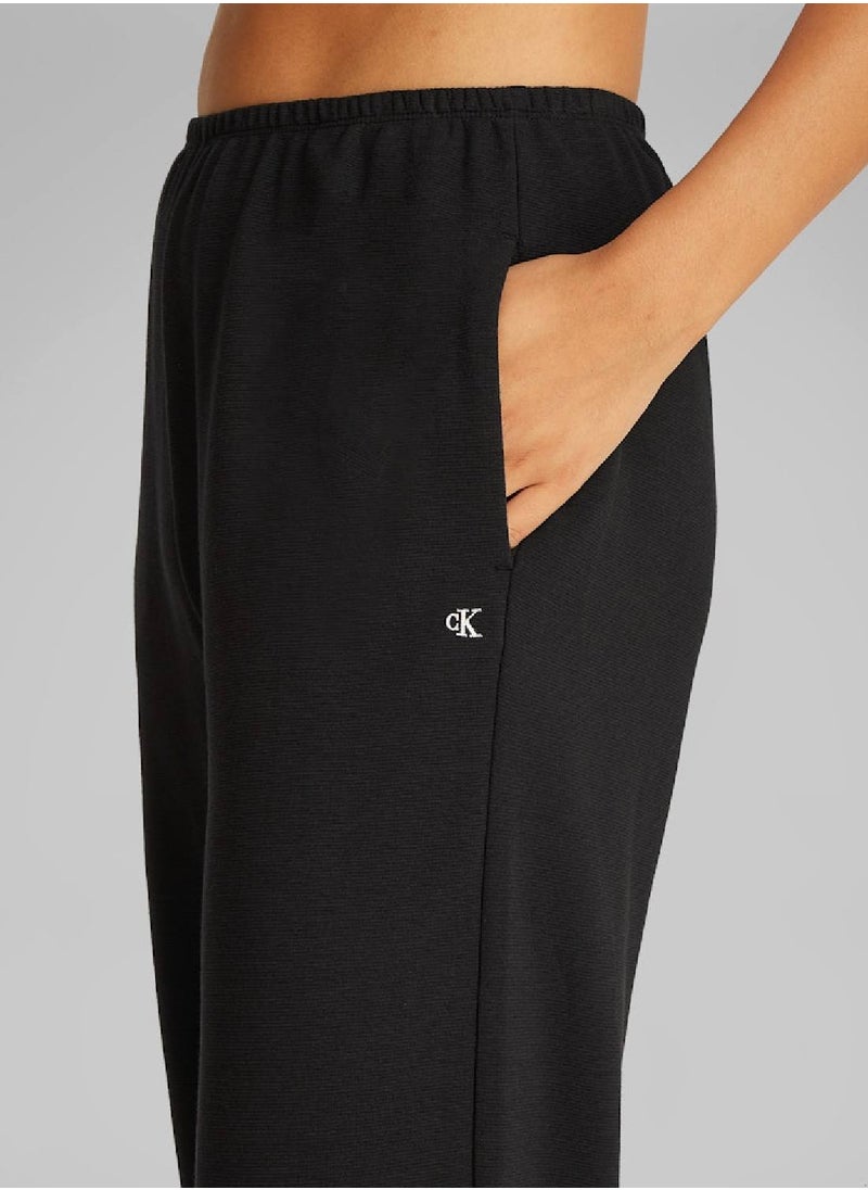 Calvin Klein Jeans Women's Soft Straight Casual Pants - Viscose blend, Black  - Image 5