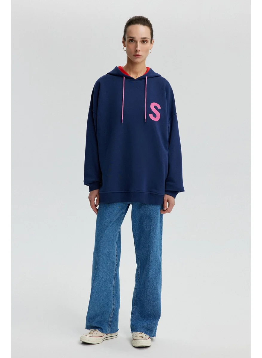 تاتشي Letter Printed Oversized Sweatshirt