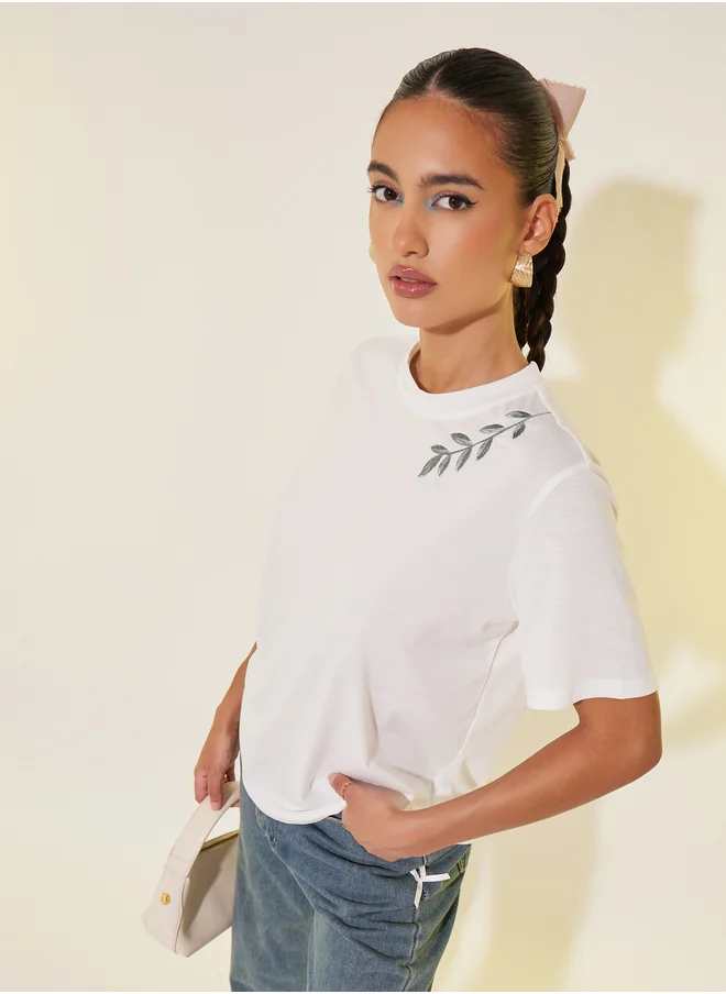 ستايلي Embroidered Round Neck T-Shirt
