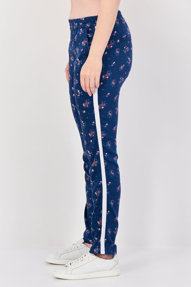 Reiko Women Regular Fit Floral Print Straight Leg Pants, Multicolor - Image 3